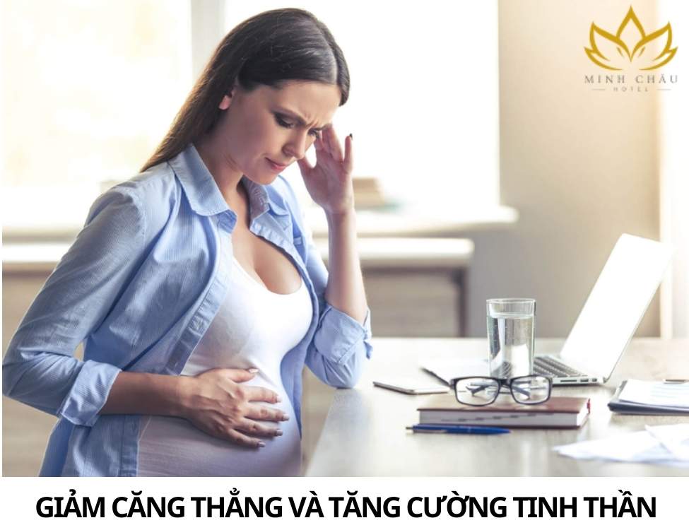 Bà bầu 3 tháng cuối có nên đi lại nhiều