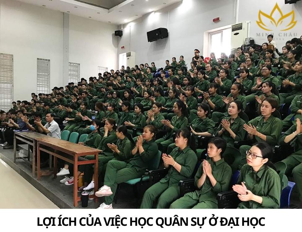 học quân sự ở đại học học những gì