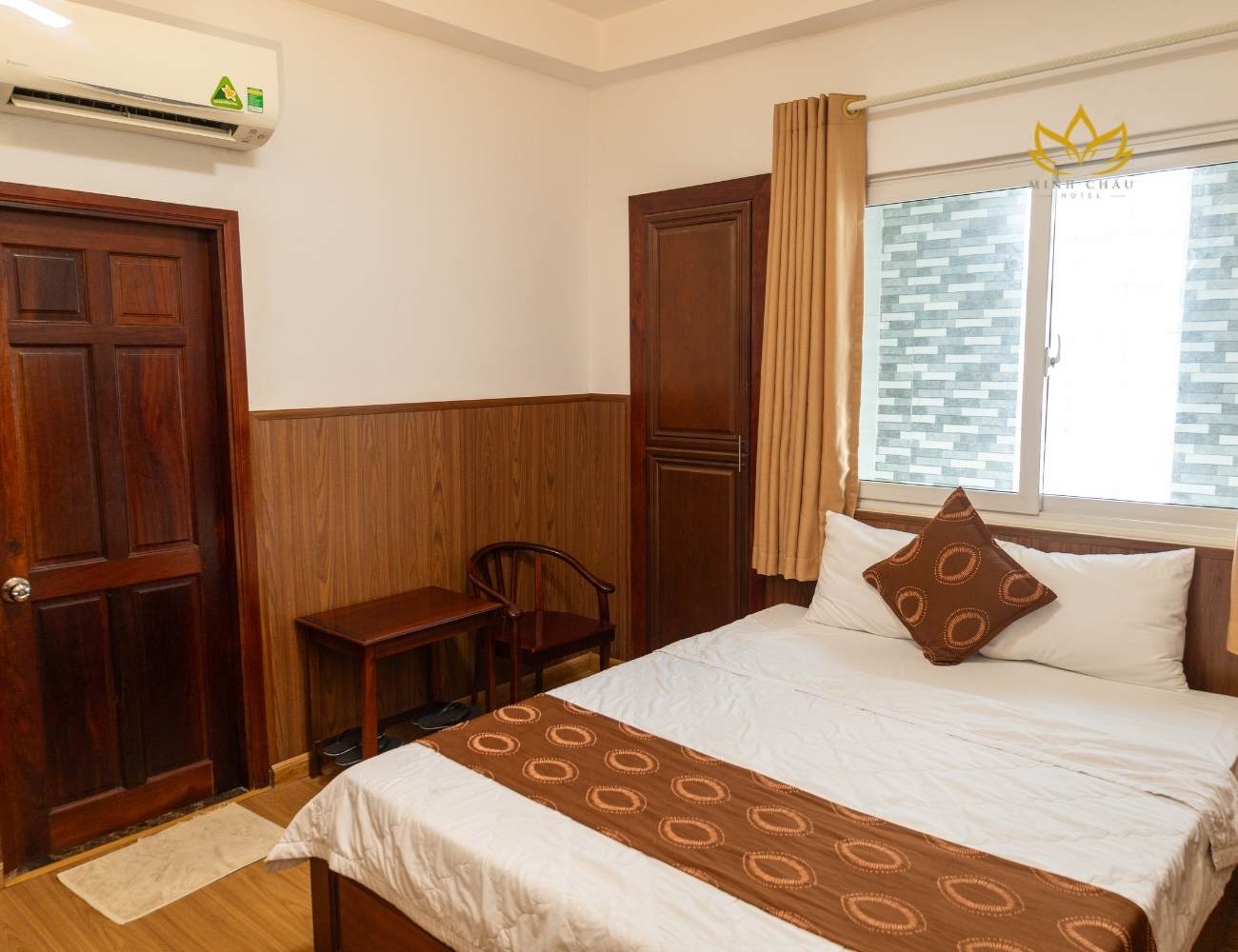 Khách sạn phường 13, quận Tân Bình